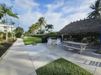 1st Fl Condo with a Private Sandy Beach on Atlantic Ocean & Pool - fully loaded! Hotels in Key Colony Beach