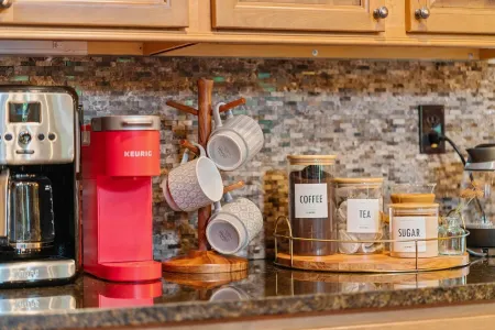 Luxury Lodge Fire Pit, Hot Tub, & Sauna