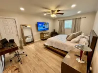 Spacious Oasis Retreat for Family & Work – Filled with Comfort - Fast Wi-Fi - 무료 와이파이