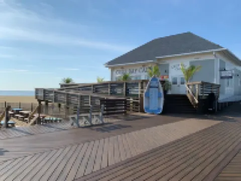 Belmar Shore House by the Sea!  1.5 Blocks to Beach with 6 Badges & Parking Hotels in Belmar