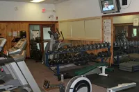 White Mountains Chic Chateau: Updated 3Br+Loft, Sauna, Fireplace & Resort Perks - Gym