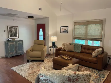 Charming 3-bedroom house in quiet cul-de-sac in Senoia