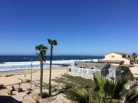 Beautiful ocean view condo on the beach w/ communal pool & hot tub