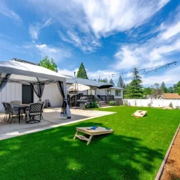 Stunning New Horse and Hare Inn