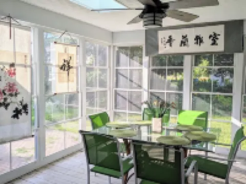 IN TOWN LEWES- NEAR WALKING/BIKING TRAILS /QUIET NEIGHBORHOOD /LINENS INCLUDED Hoteles en Lewes