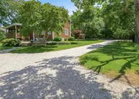 Pet-Friendly Updated Farmhouse