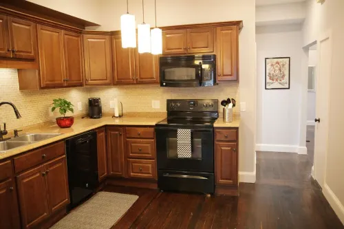 Modern 3BR/ Free Parking Close to Encore- Everett #2