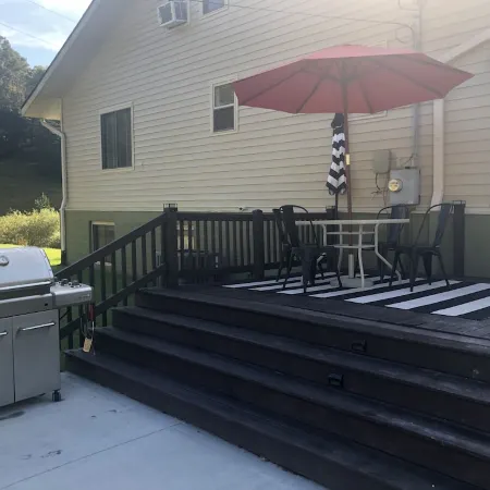 70 acre farmhouse ponds fishing kayaking near red river gorge