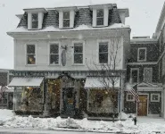 The Stillwood —Quiet Luxury on the Mountain — Steps to Skiing & Trails, 3Bd/3ba