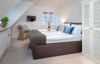 large modern beach house style apartment