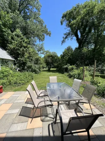 Private Property, Sleeps 8, North of St. Joseph