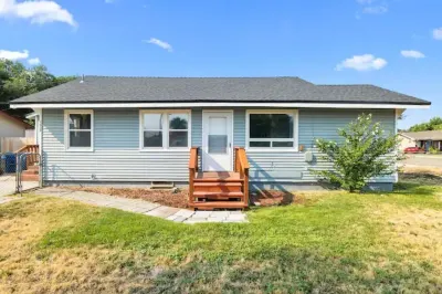 5th St Modern in prime Nampa location