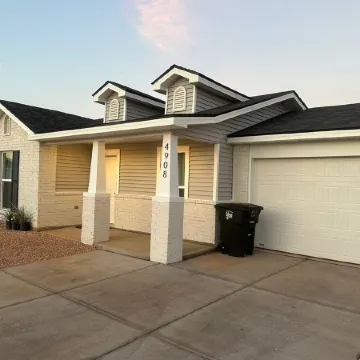 New Luxury Styled Cottage Home with TV in each room.