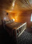 Cozy Cabin with beautiful view of Lake Michigan. Pet Friendly