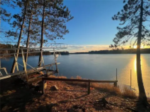 Little Cottage On Prairie - Prairie Lake That Is!!!