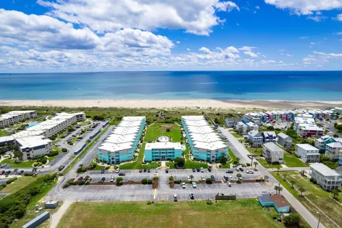 Top Floor; Top Shelf! Views of Sound & Sea! Fully renovated luxe condo!