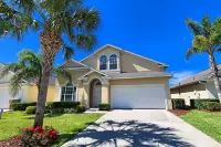 Family Friendly 5 Bed Game Spa Pool Home in Glenbrook