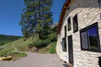 Curlew Earth Home 2BD w/ Valley & Mountain Views