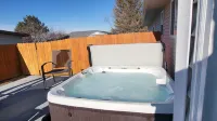 Quiet Retreat and Private Hot Tub Hotels in Twin Falls