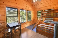 Beautiful secluded cottage with gated privacy.