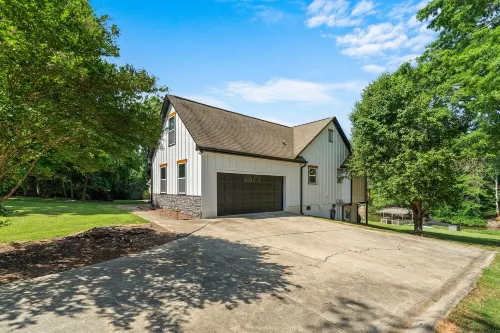 Luxury on the Lake - Waterfront, Private Dock, Kayaks, Paddle Boards, Fire Pit