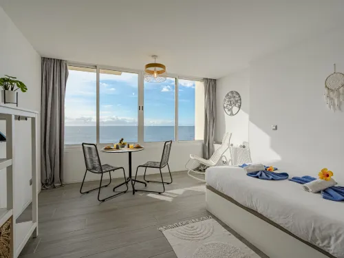 Ocean Loka Hotel a Callao Salvaje