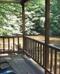 PEACEFUL SECLUDED CABIN IN THE "MOUNTAINS" OF DOE VALLEY!