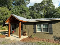 Hideaway lake house! New! So cute! - Pet friendly! Hotels near Homer B. Wilson Jr Vintage Museum