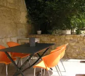 Village house in Provence for 2 to 4 people at the foot of the Alpilles mountains