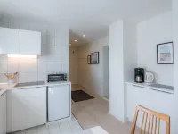 Spacious vacation apartment with terrace and garden Hotels in Westerdeichstrich