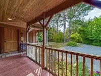 The Cabin at the Redwoods