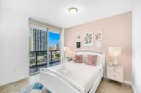 ICON W BRICKELL BY IMD MIAMI VACATION RENTALS FANCY RIVER VIEW 2BR/2BA