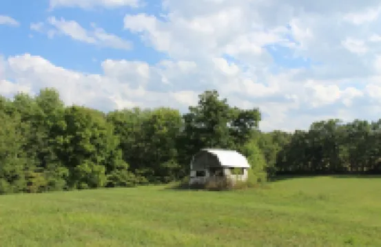 Ohio Cabin near Amish Country Pro Football HOF Hiking trails Near lake Fire Pit. Hotels in Carroll County