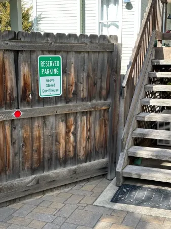 Downtown Boulder Guest House for 2 guests