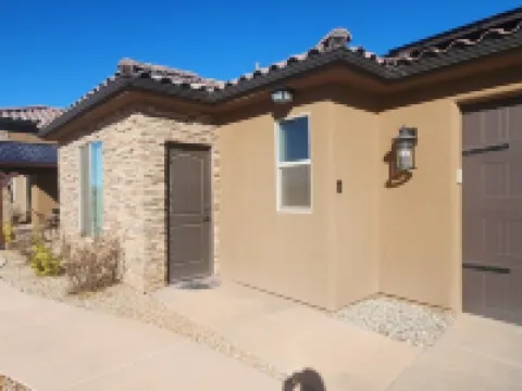 "Zions Gateway Casita" 14 Miles from Entrance of Zion National Park. 維爾京酒店