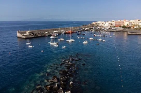 Beautiful duplex seafront in Playa San Juan with awesome views !!!