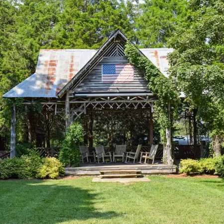 The Sycamore House in the Heart of Historic Leipers Fork Village - Franklin, TN