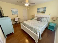 Sandy Feet Retreat-1/2 Block to Beach, Pet Friendly, Wi-Fi & Optional GC Rental