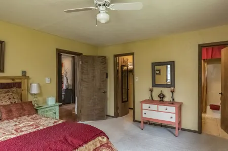 Angel Fire Chalet , “ Clean and comfortable , all the niceties of home”