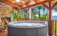 Stunning Mountain View With Hot tub & Game Room. Indoor/Outdoor Fireplace