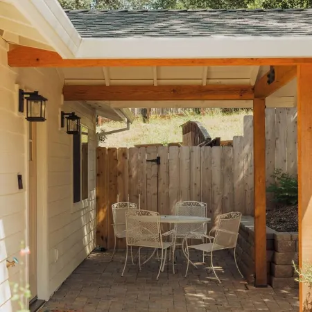 Beautiful High End Get Away Home- Visit Lassen National Park & Whiskeytown Lake