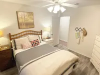 Beautiful Quiet Getaway on Llano River w/ Lake LBJ Access