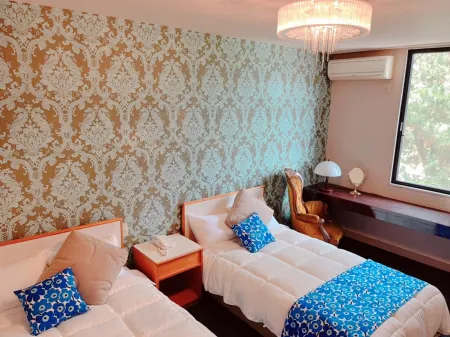 Park Hotel Rakurakuen Отели в г. Маэбаси