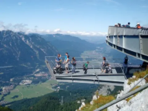 Exclusive holiday apartment with a fantastic view of the mountains