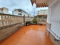 Centrally located first floor apartment. Ideal for families 50 meters from the beach