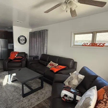 2 King Bed OSU Rental House
