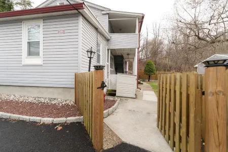 Comfortable 2bd⭐ Convenience & Style ⭐45min to NYC,Great Food