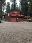 Mountain Cabin walking distance to Park and Brewery. Level off street parking. - 3-Star