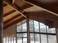 Luxury Private Cabin. Spectacular setting!  Amazing Views, 80 acres, Hot Tub