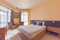 Urbanview Hotel Crown Tasikmalaya by RedDoorz Hotels in Cipedes